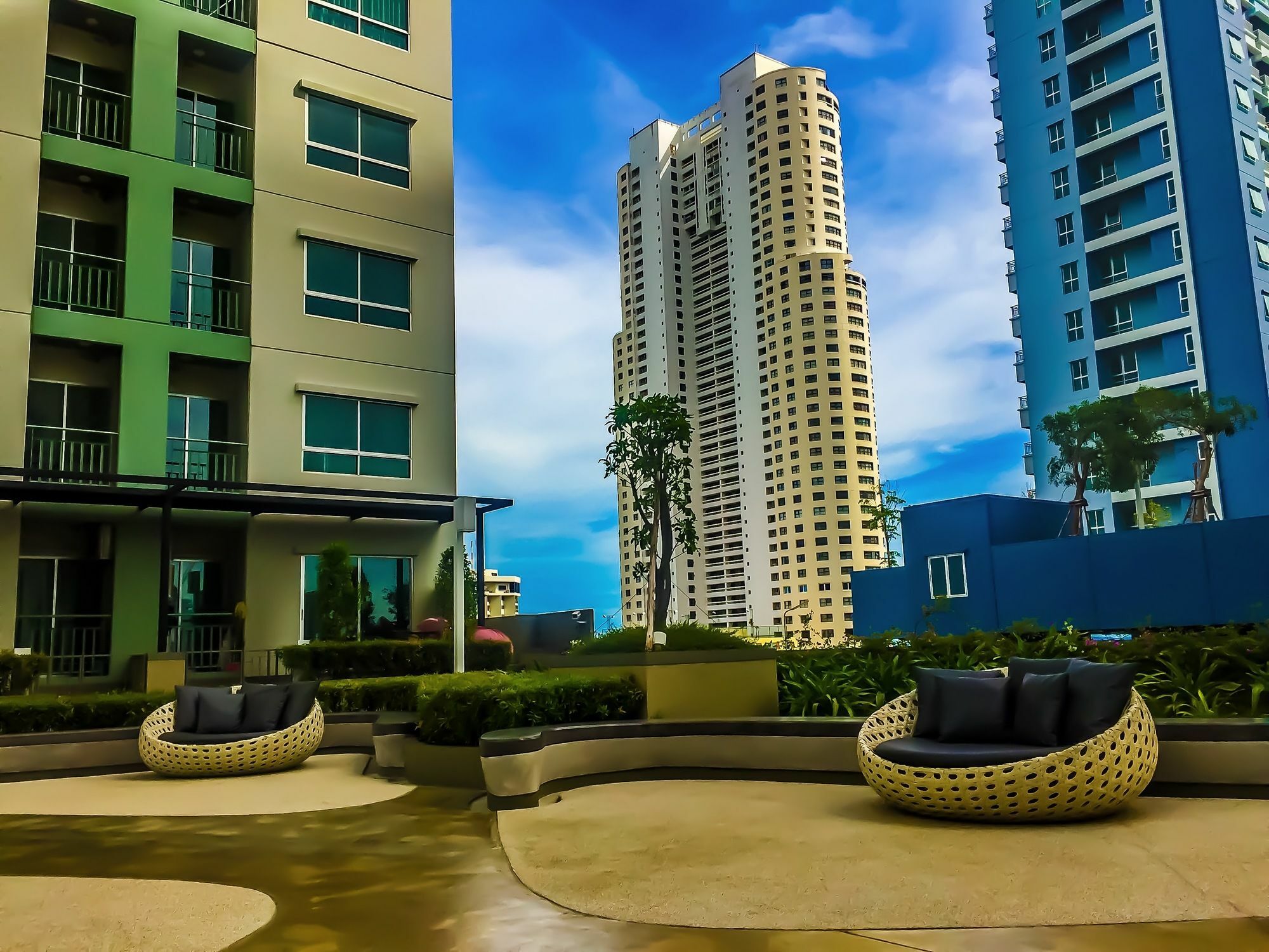 Lumpini Seaview Jomtien By Parikal Hotel Kültér fotó