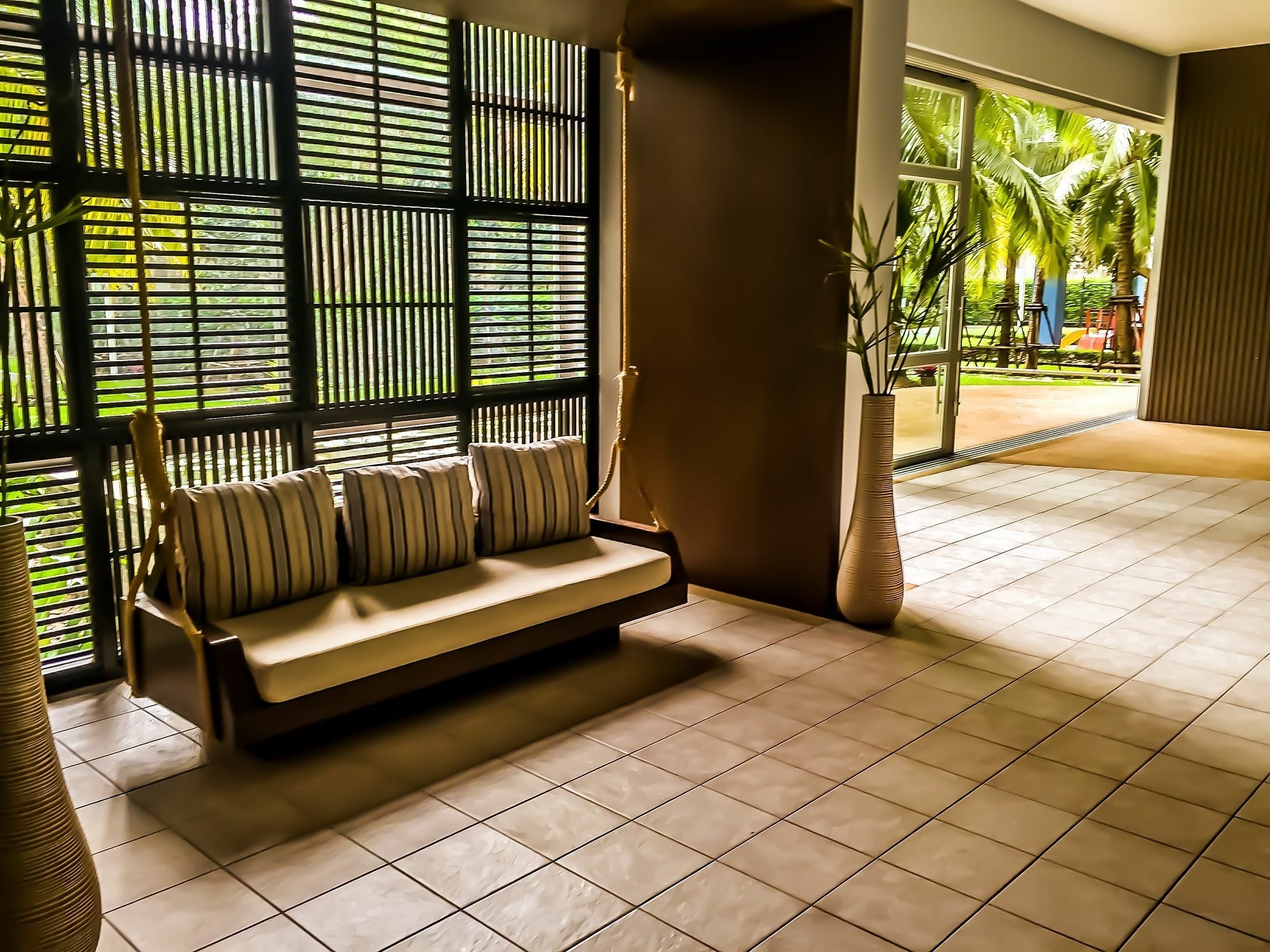 Lumpini Seaview Jomtien By Parikal Hotel Kültér fotó